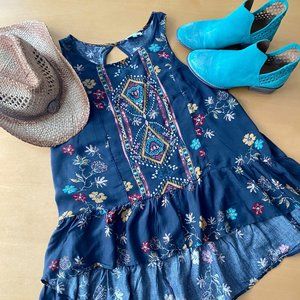 New WOT Womans Tunic Top